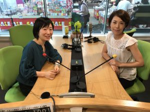 FMチャッピーのお仕事。藤井千代美が担当する番組にゲスト出演。ヨガインストラクターの仲典子さん