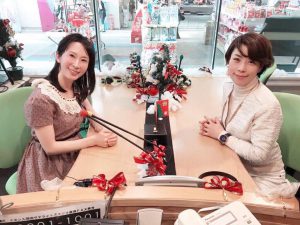 FMチャッピーパーソナリティ藤井千代美、藤井奈央美担当番組「くらっしぃ」ゲスト女優、高頭房代さんの写真